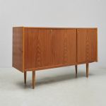 1377 8393 Sideboard